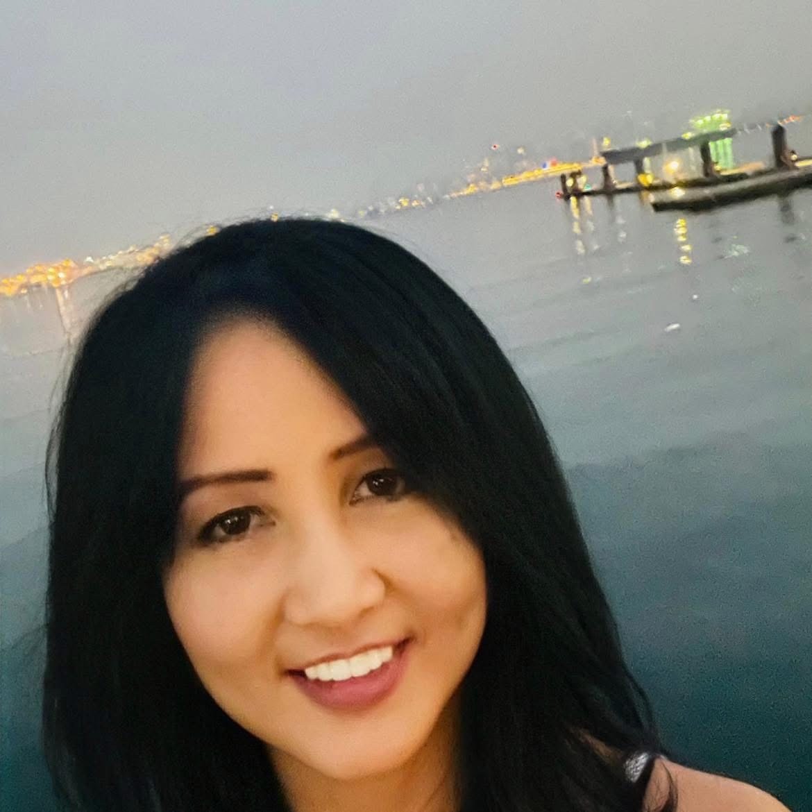 Tes T. Fernando, Founder of Tesária — professional headshot